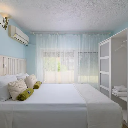 Ivory Maisonette Private Terrace Near Old Town Apartman