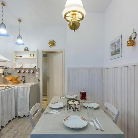Ivory Maisonette Private Terrace Near Old Town Apartman Rhodes City